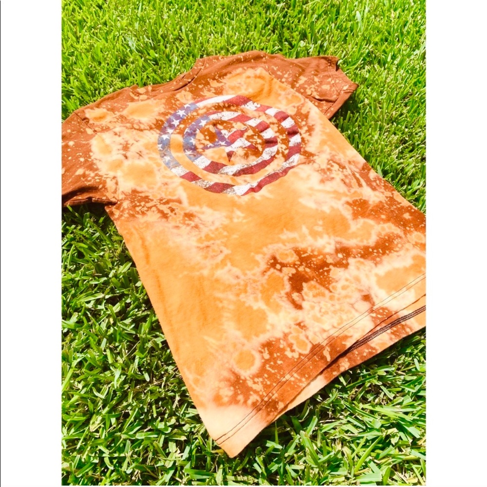 💙UPCYCLED Captain America Bleach Tie-Dye Tee💙